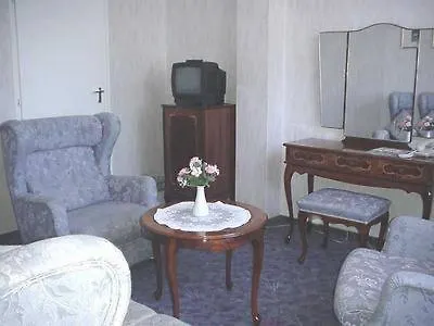 Hotel Aeroport 3*