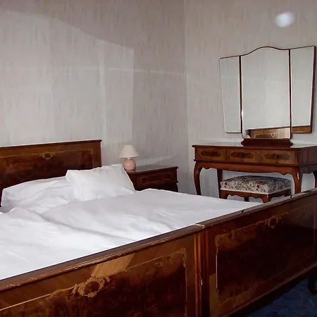 Hotel Aeroport 3*